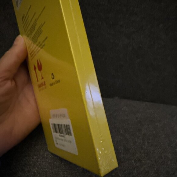 JETech Tempered Glass Security Screen Protector For iPhone 15 Pro (1 In Box) - Picture 4 of 5